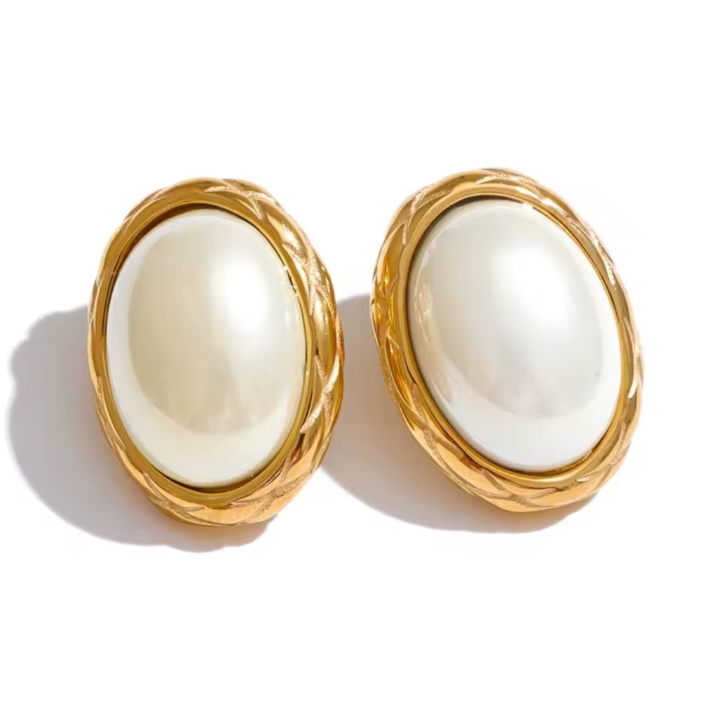Luxury Vintage Style Oval Pearl Statement Earrings Gold Tone